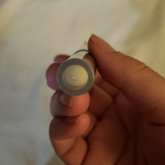 Revlon ColorStay Skin Awaken 5-in-1 Concealer, Lightweight, Creamy Longlasting - Picture 6 of 7